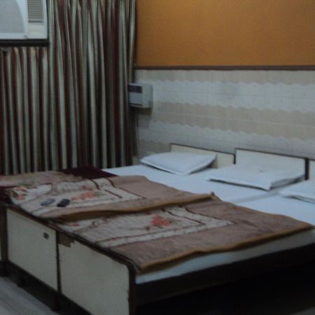 Hotel Jyoti Varanasi Ngoại thất bức ảnh
