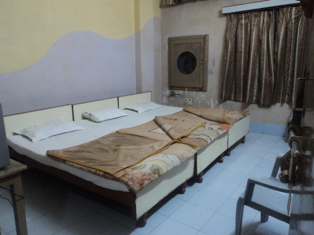 Hotel Jyoti Varanasi Ngoại thất bức ảnh